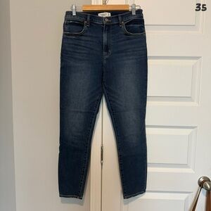 Abercrombie & Fitch The Super Skinny High Rise Jeans | Size 30/10S